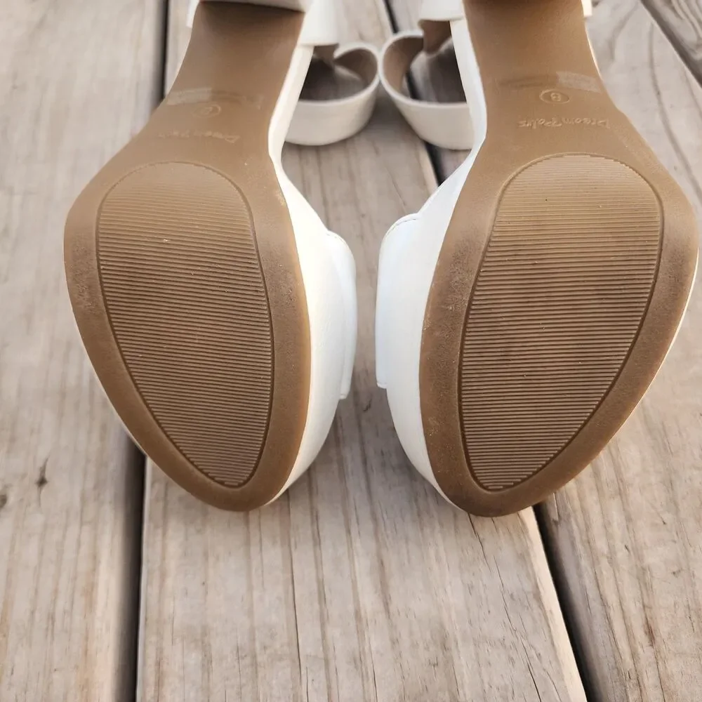 Dream Pairs White Platform Open Toe Buckle Chunky Women Size8 Shoe with 4